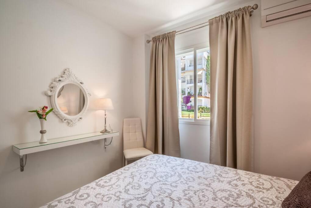 Apartamento Con Piscina Cerca Del Golf En Atalaya - Atalaya Del Golf 31 Estepona Exteriér fotografie